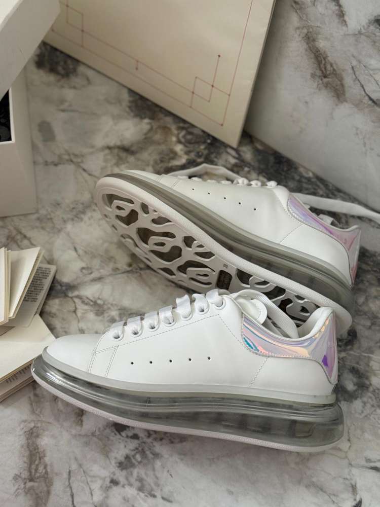 Alexander McQueen 39