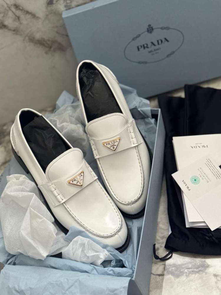 Prada dámske mokasíny