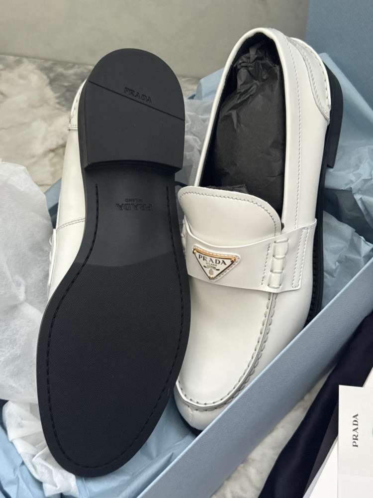 Prada dámske mokasíny