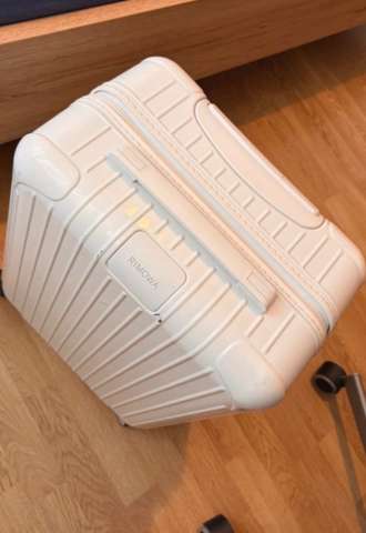 https://vipluxury.sk/Rimowa kufor