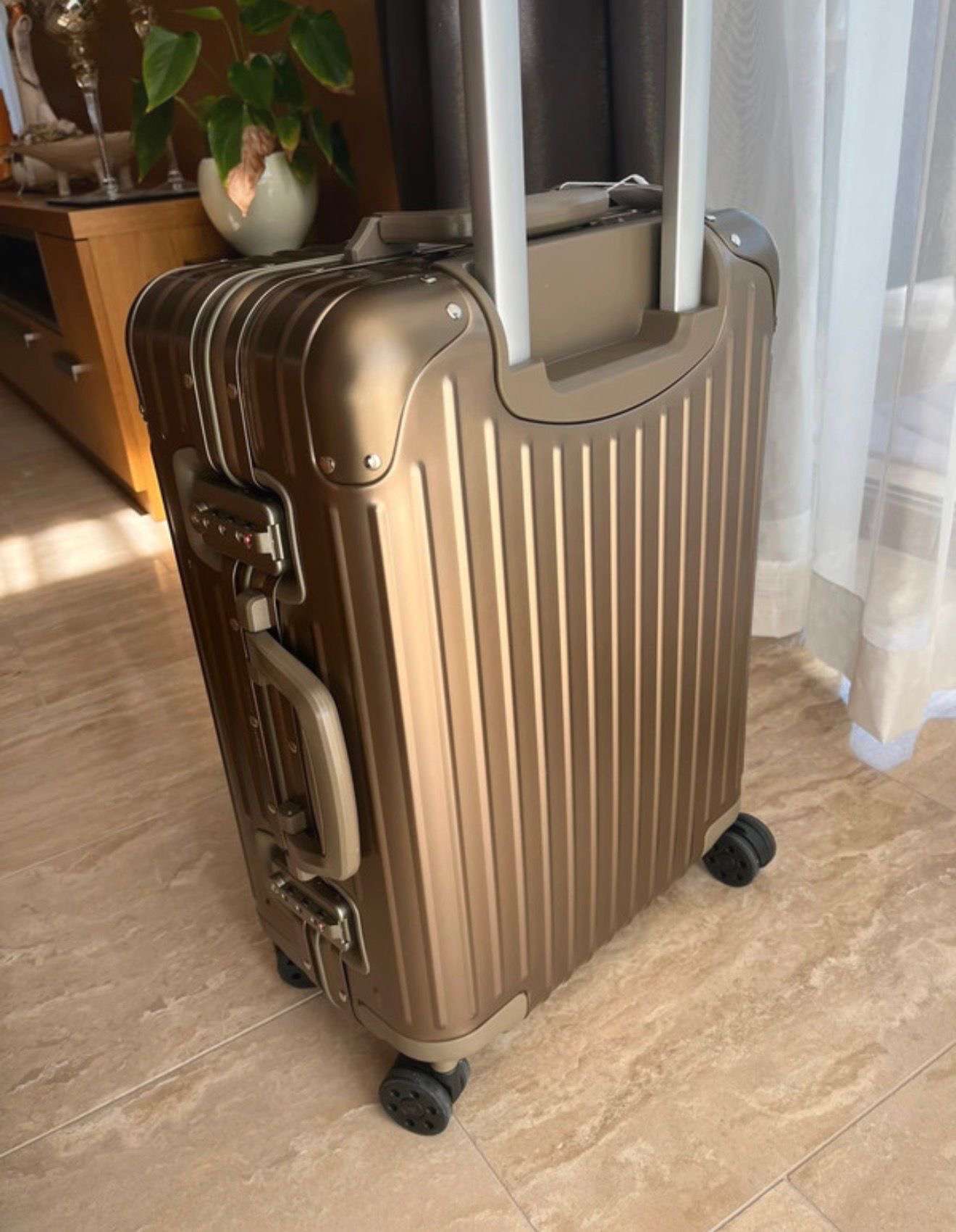 Rimowa kufor