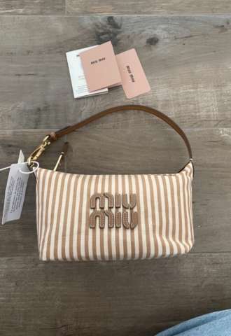 https://vipluxury.sk/Miu Miu tasticka