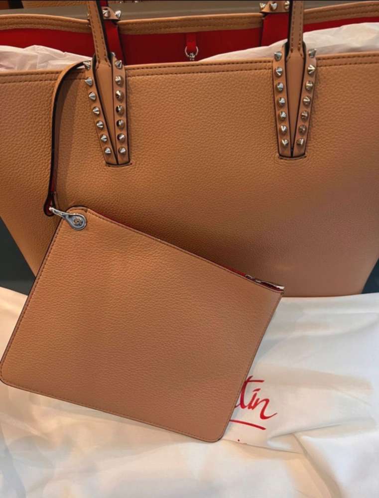 Louboutin kabelka