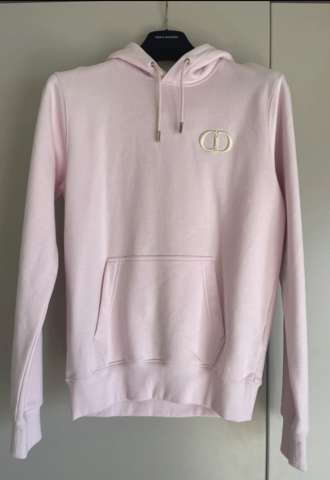 https://vipluxury.sk/Dior mikina
