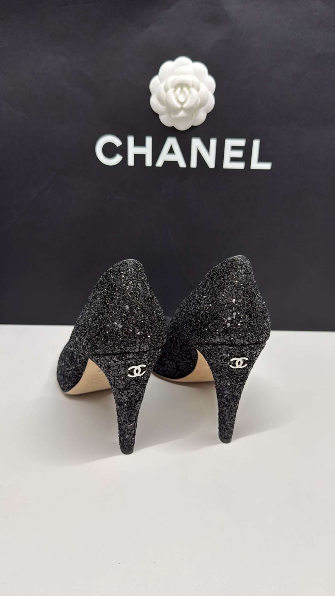 Chanel lodičky