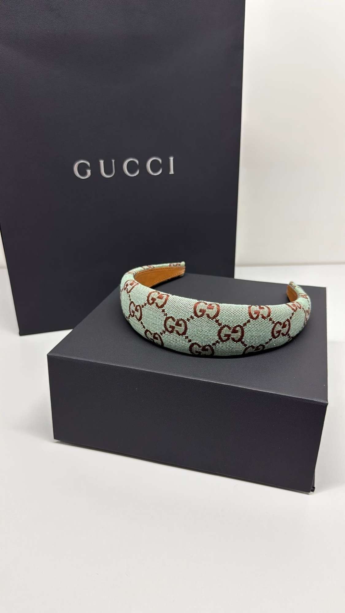 Gucci čelenka