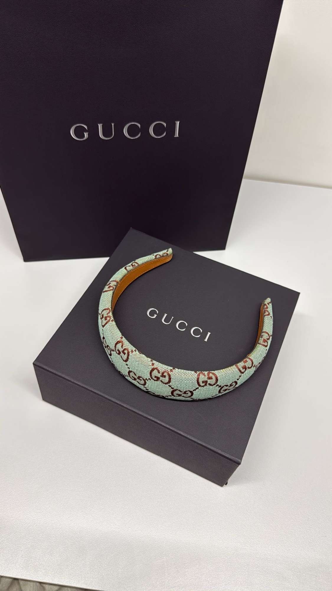 Gucci čelenka