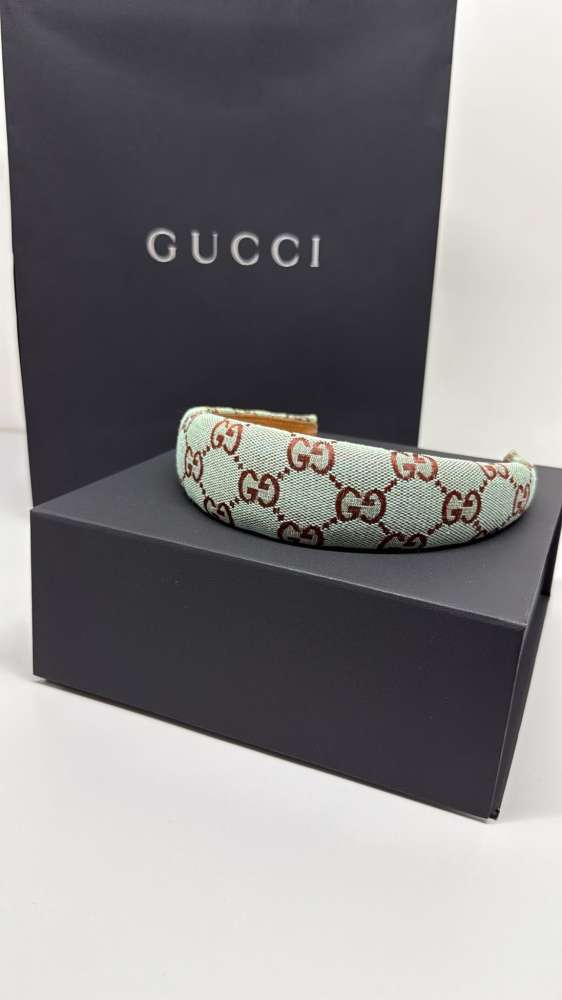 Gucci čelenka