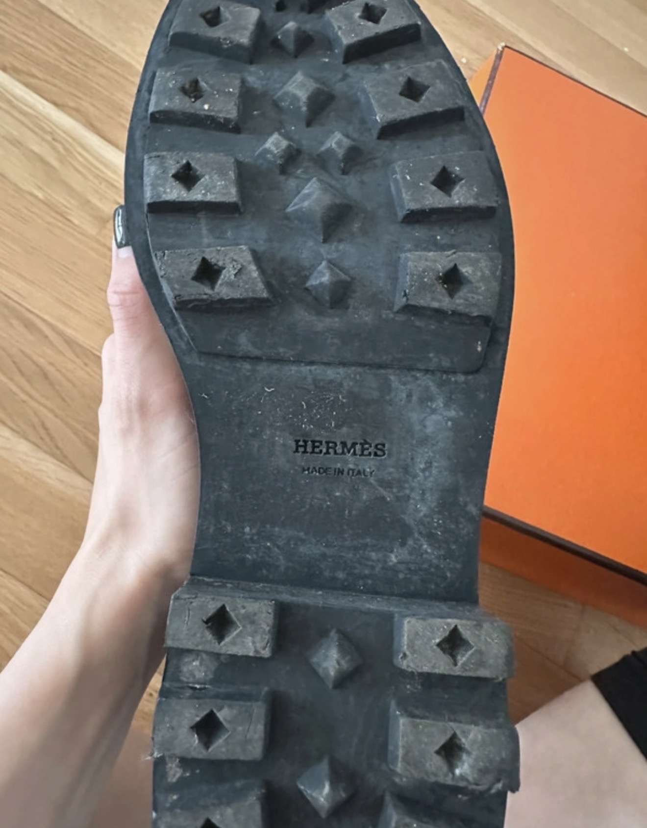 Hermes čižmy