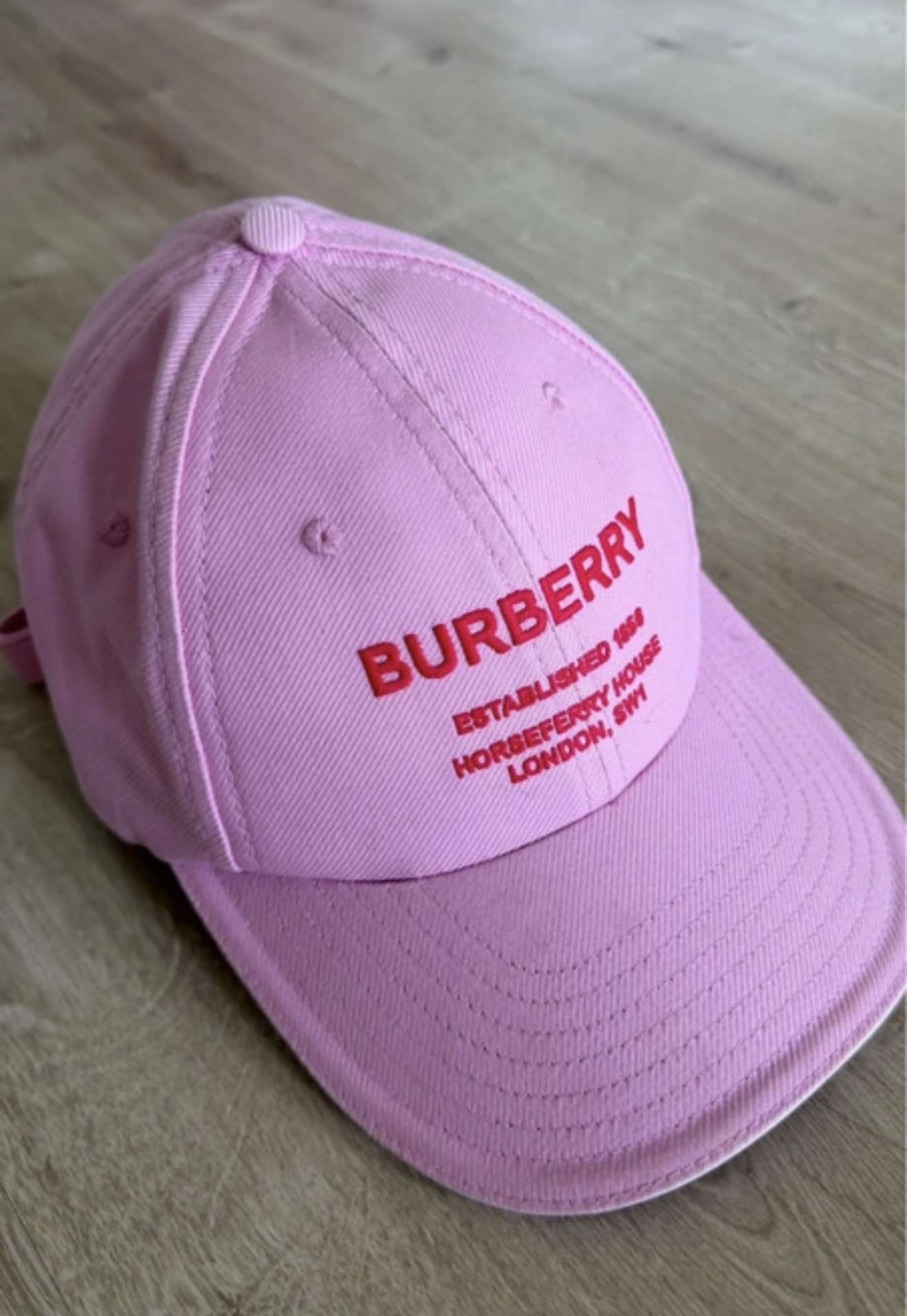 Burberry šiltovka