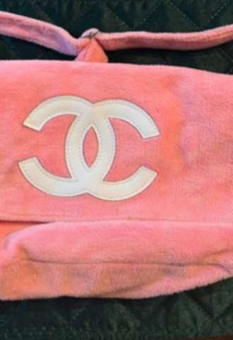 https://vipluxury.sk/Chanel Vintage kabelka