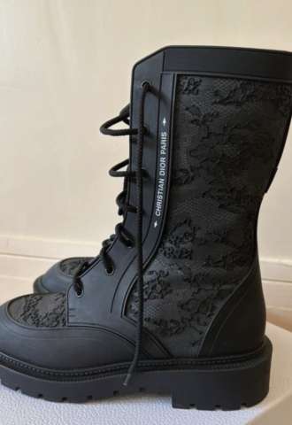https://vipluxury.sk/Dior čižmy