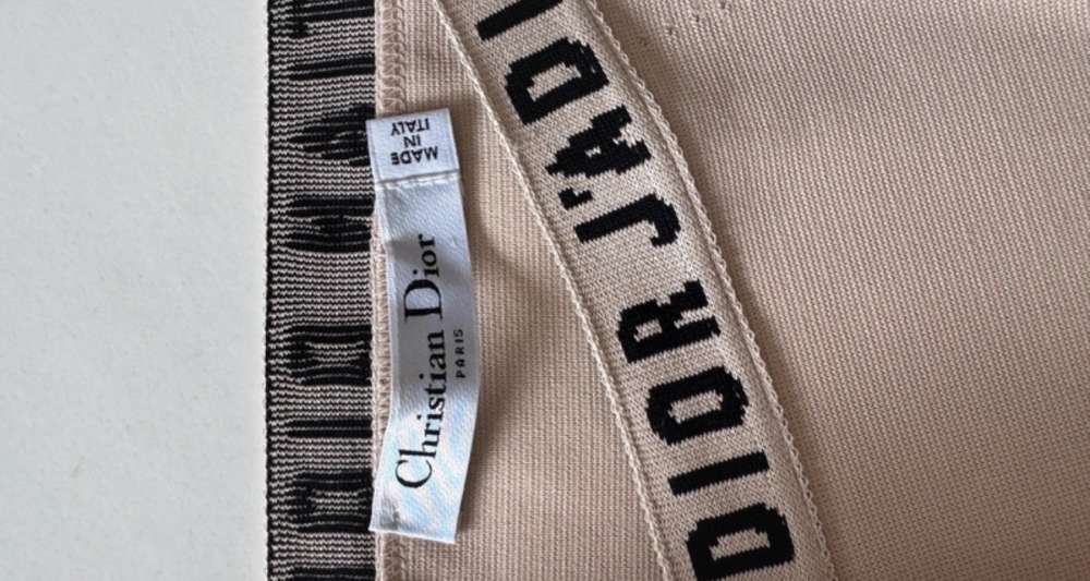 Dior kratasky