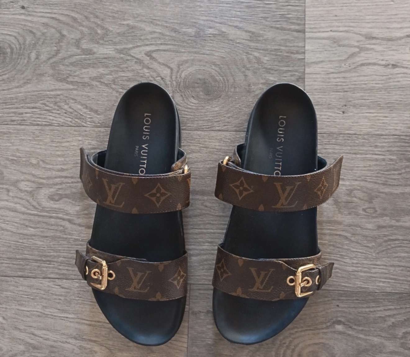 Louis Vuitton šľapky