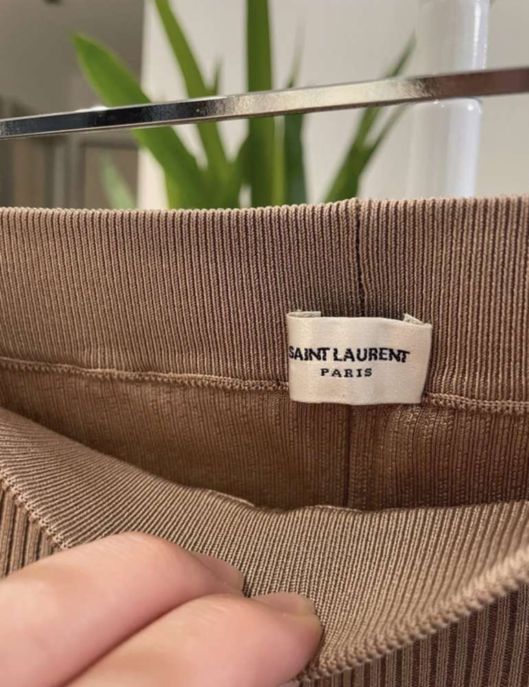 YSL kratasy