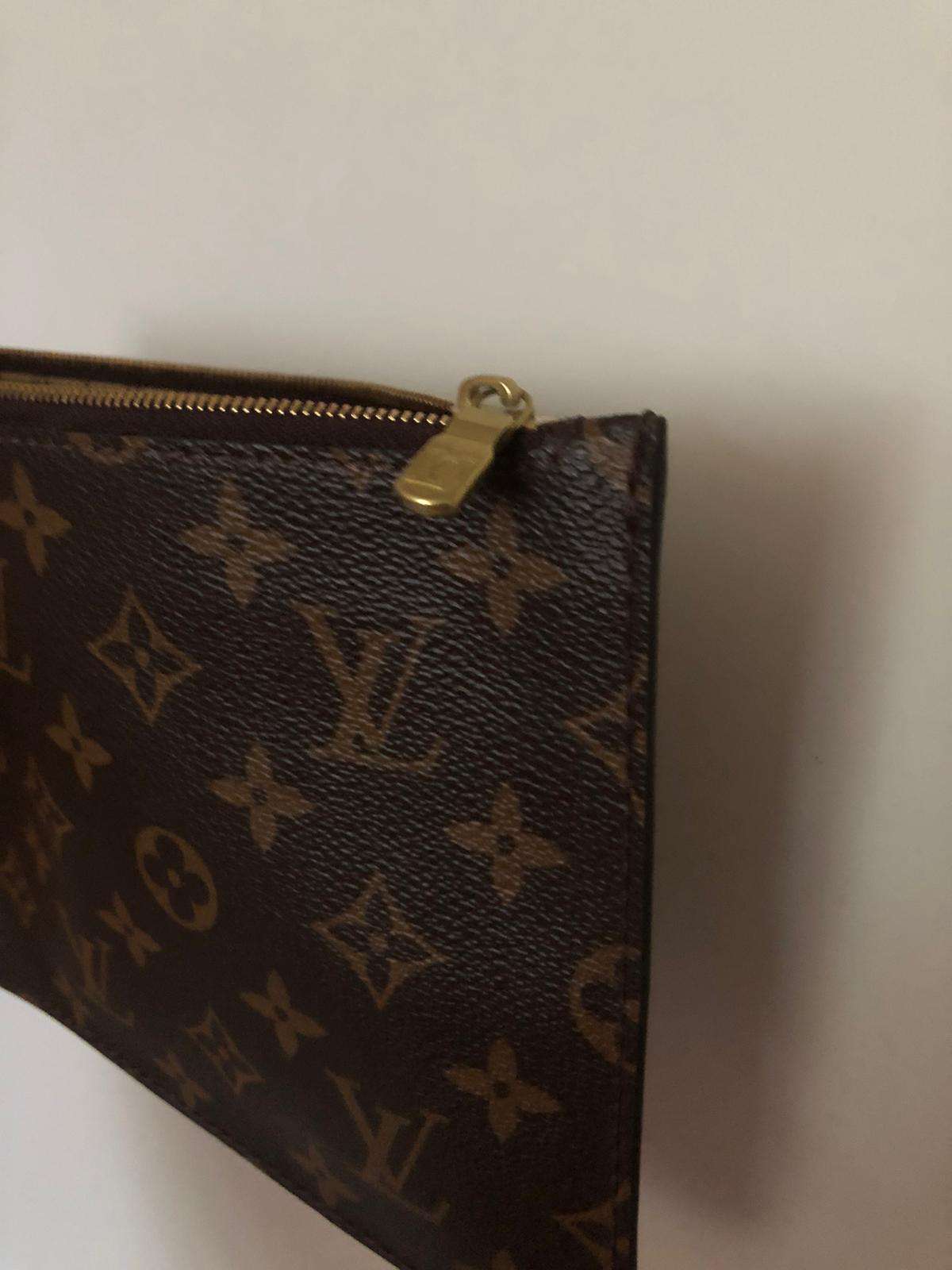Louis Vuitton pochette