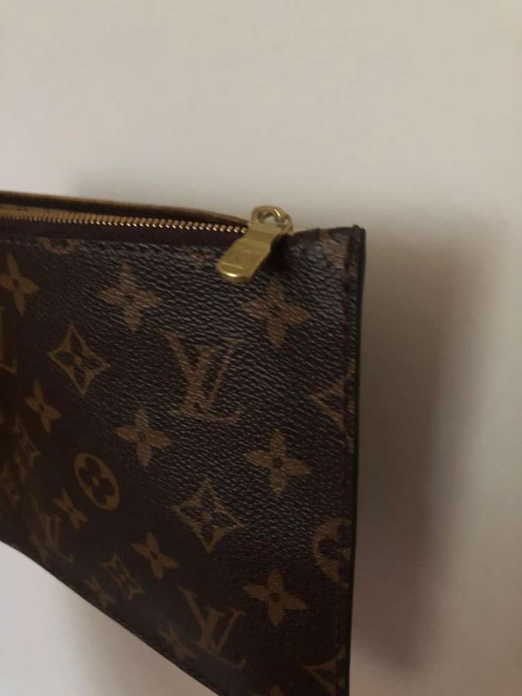 Louis Vuitton pochette