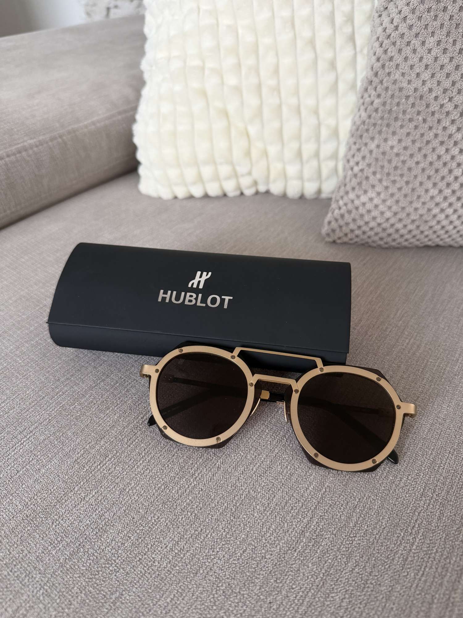 Hublot okuliare