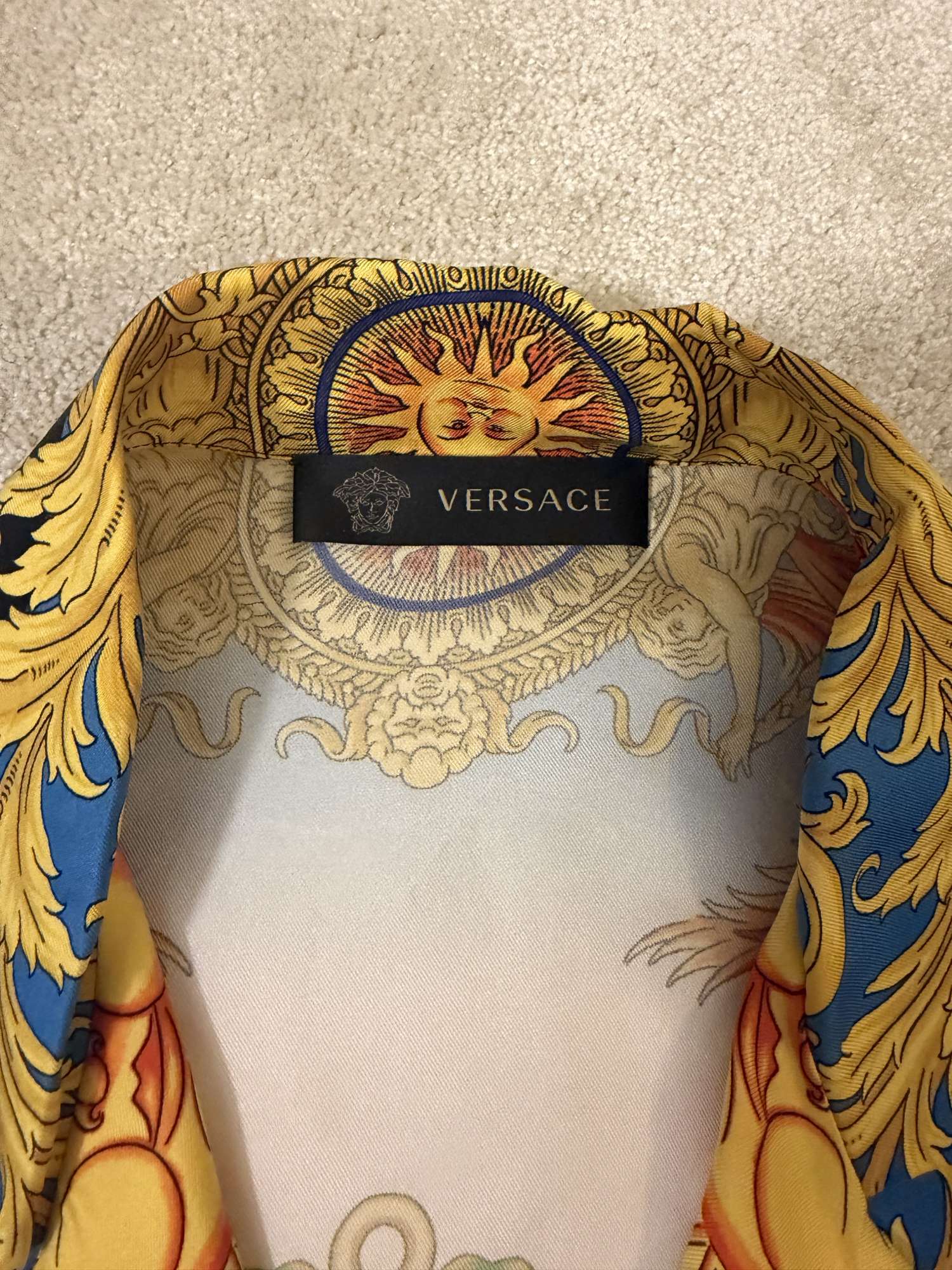 Versace kosela