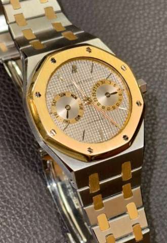 https://vipluxury.sk/AP Royal oak