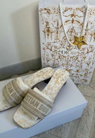 https://vipluxury.sk/Dior šľapky