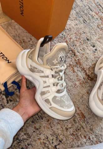 https://vipluxury.sk/Louis Vuitton archlight