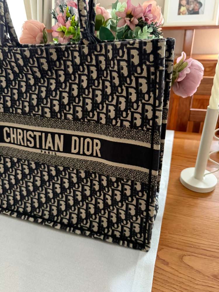 Dior tote