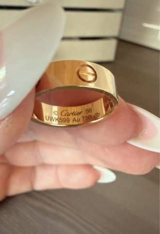https://vipluxury.sk/Cartier love prsteň