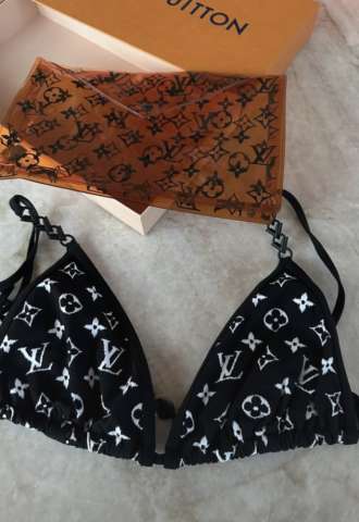 https://vipluxury.sk/Louis Vuitton plavky vrch