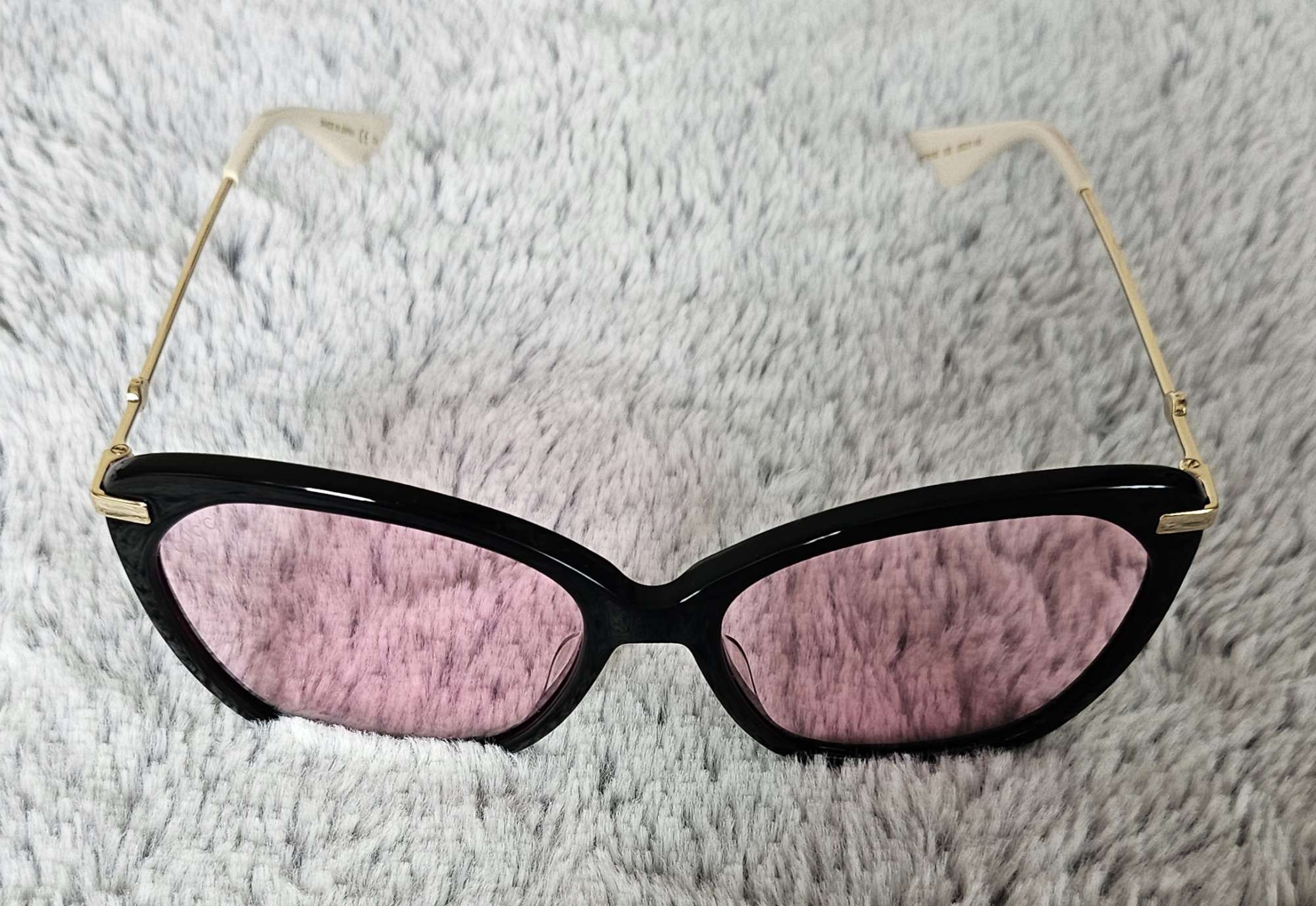 GUCCI slnečné okuliare
