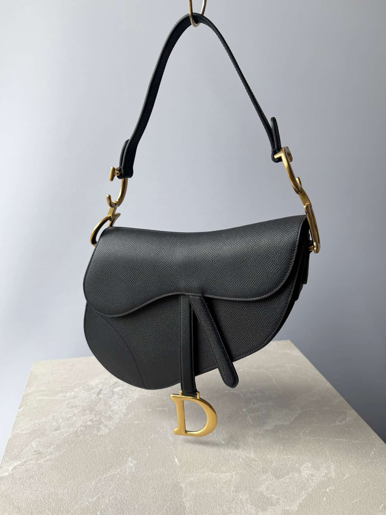 DIOR Saddle Bag s remienkom čierna kabelka so všetkým