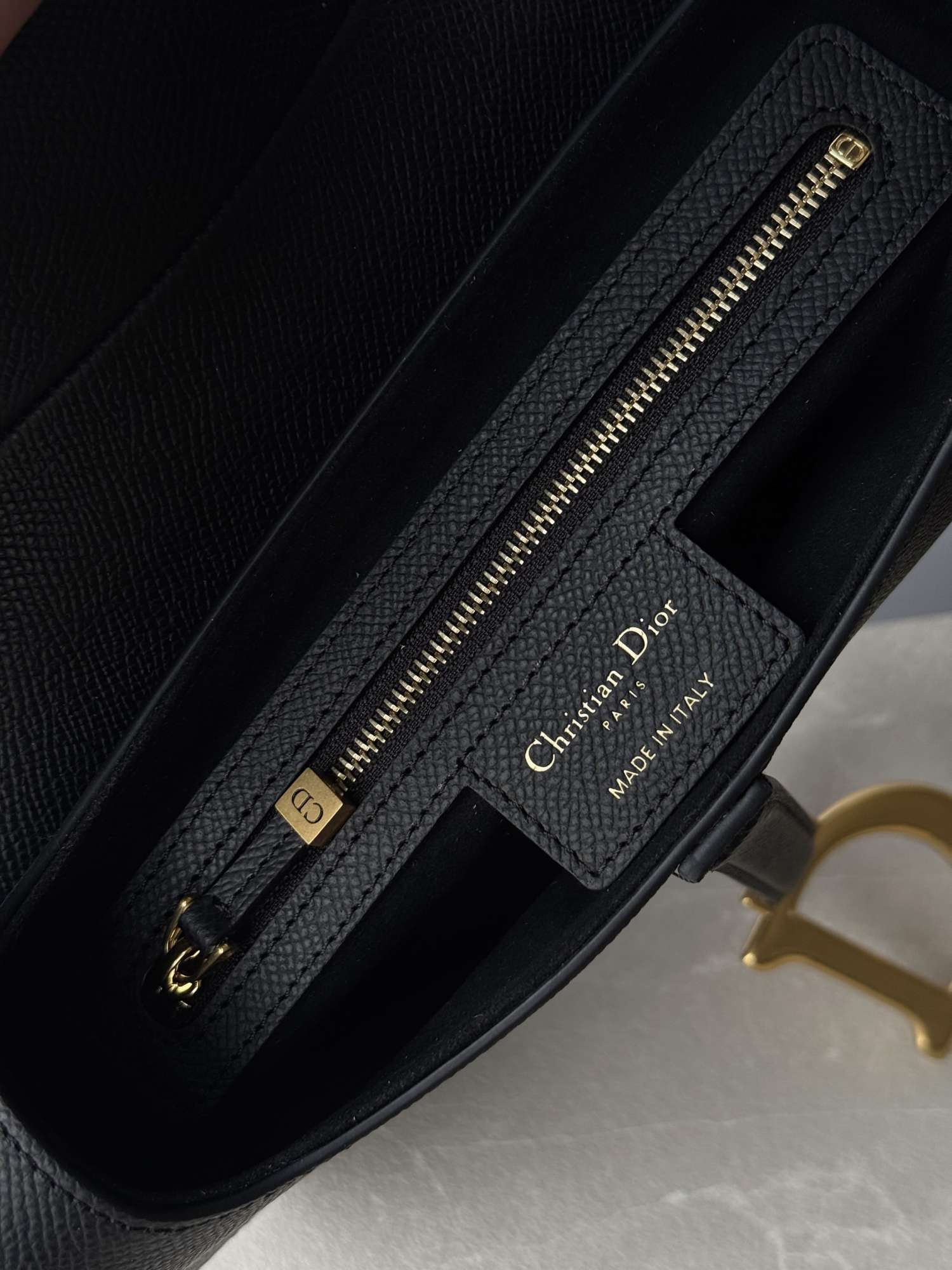 DIOR Saddle Bag s remienkom čierna kabelka so všetkým