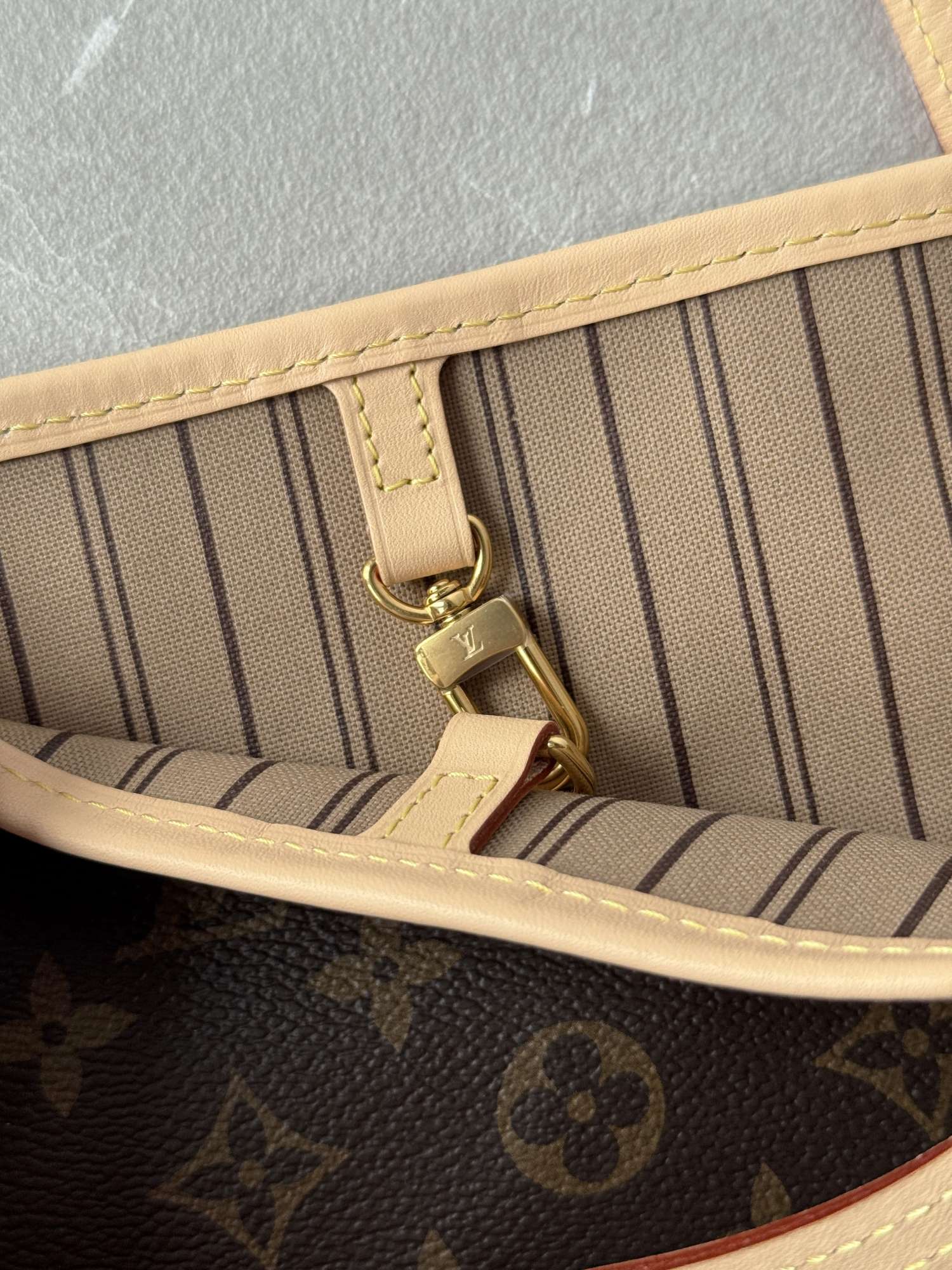 Neverfull MM Monogram Beige kabelka aj s pochettkou