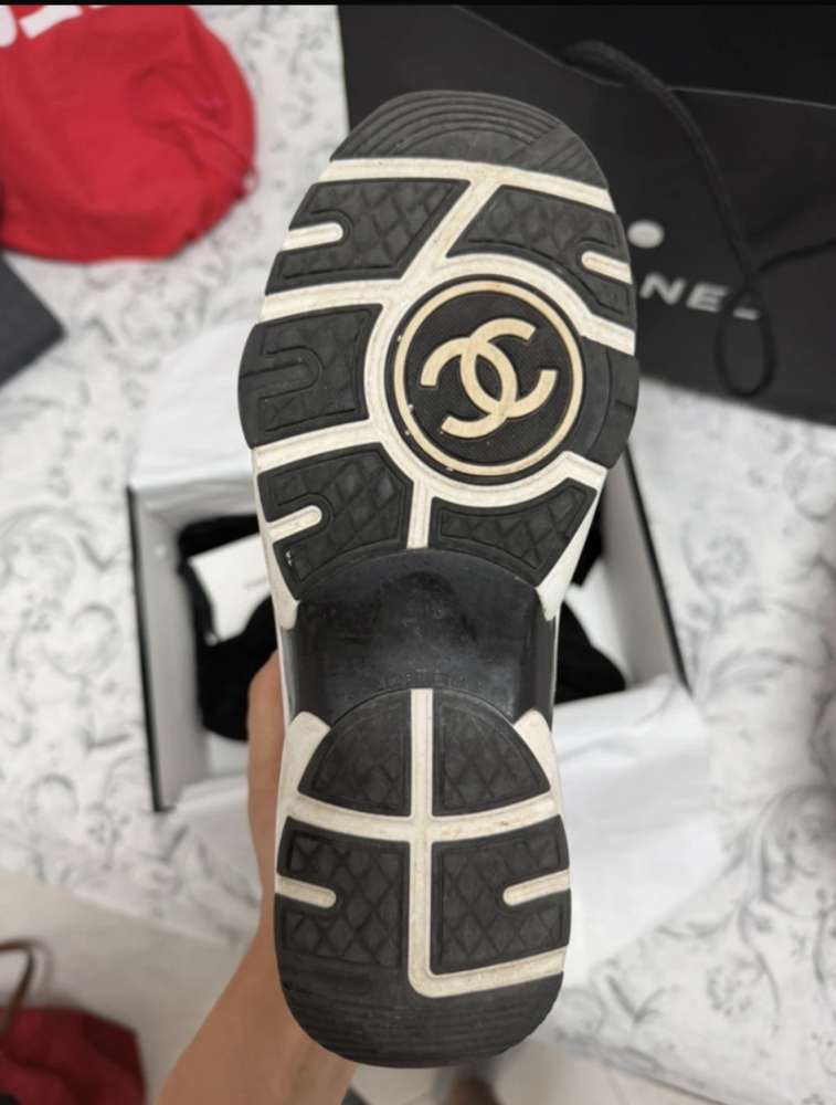Chanel tenisky