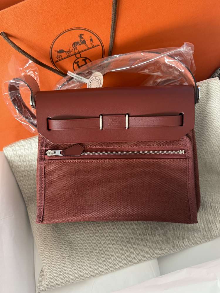 Úplne nová Hermés Herbag 20 Retourné