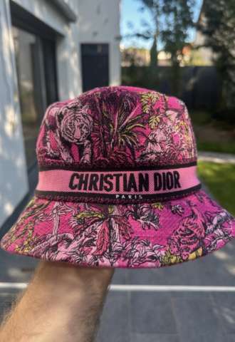 https://vipluxury.sk/Dior klobúk