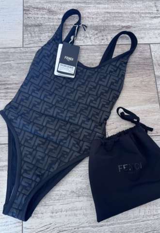 https://vipluxury.sk/Plavky Fendi