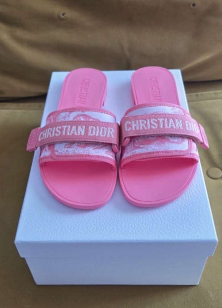 Dior šľapky