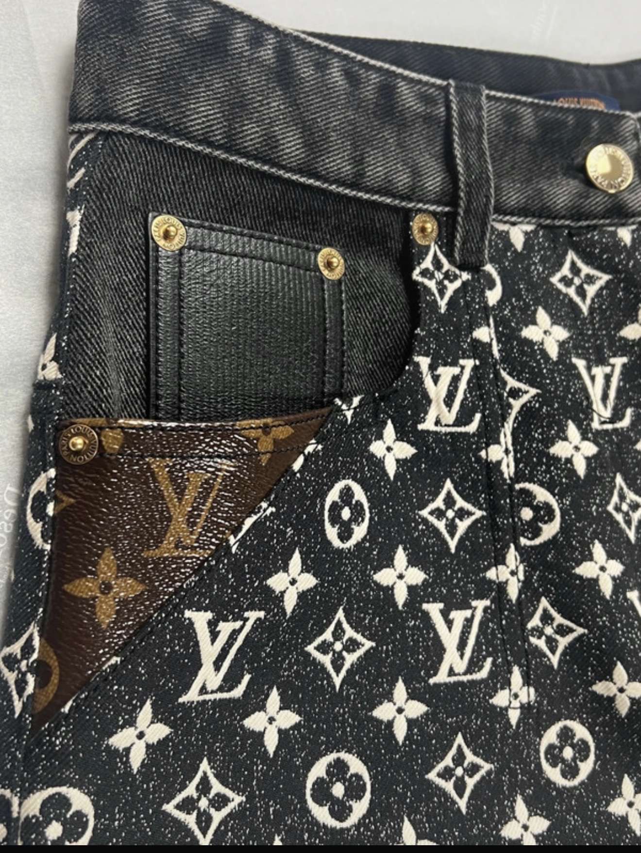 Louis Vuitton rifle