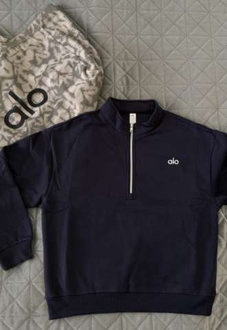 https://vipluxury.sk/Alo yoga 1/4 Zip Mikina