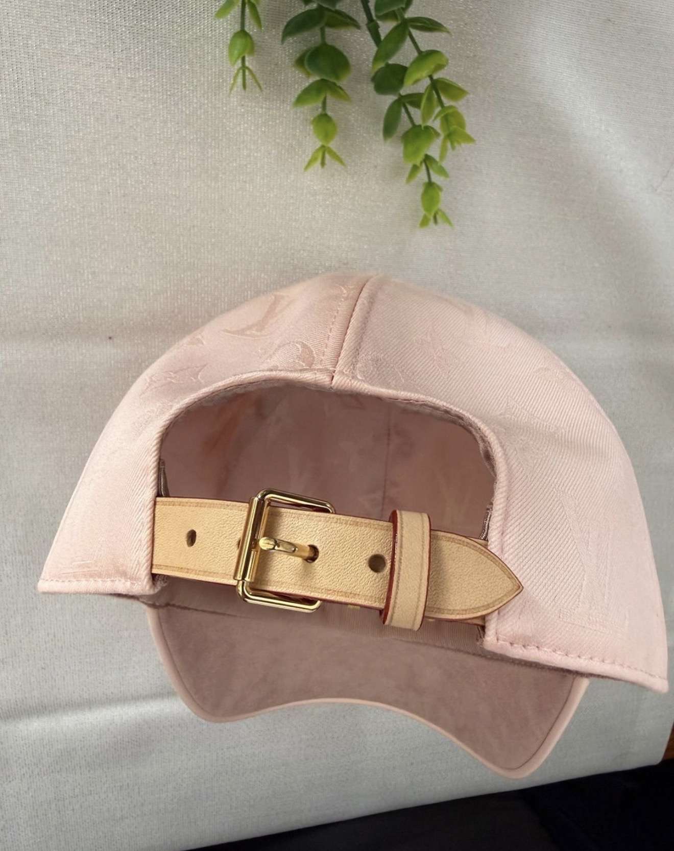 Louis Vuitton čiapka