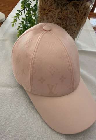 https://vipluxury.sk/Louis Vuitton čiapka
