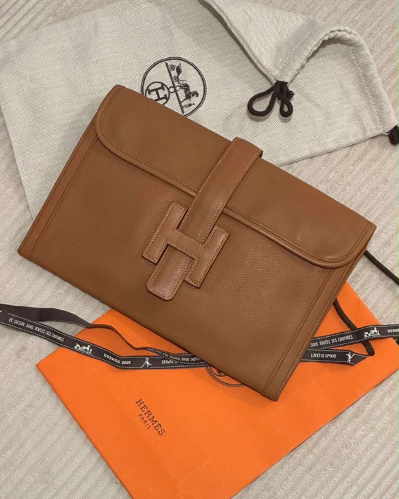 Hermes Jige clutch