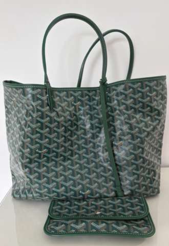 https://vipluxury.sk/Goyard kabelka