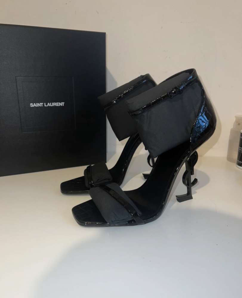 YSL sandalky
