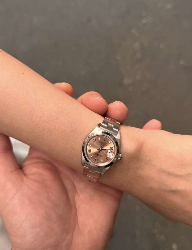 Rolex Oyster Perpetual Date 26 mm – Pink Dial