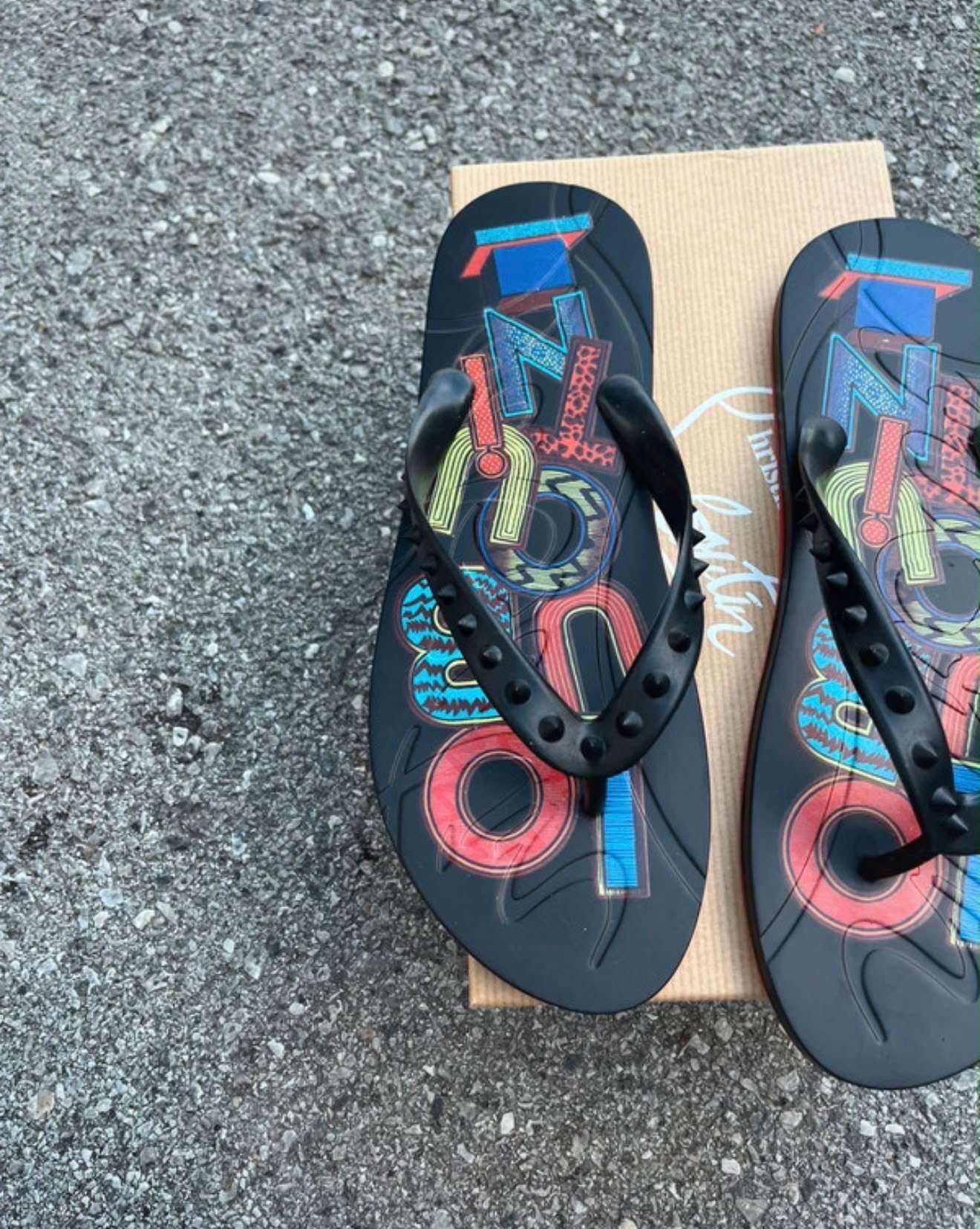 Louboutin šľapky