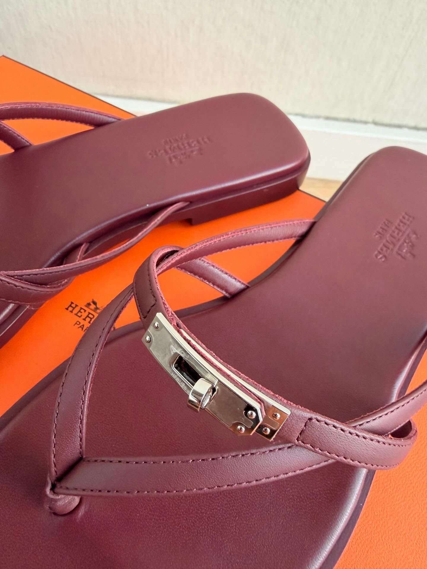 Hermes  Miss Rouge H slapky