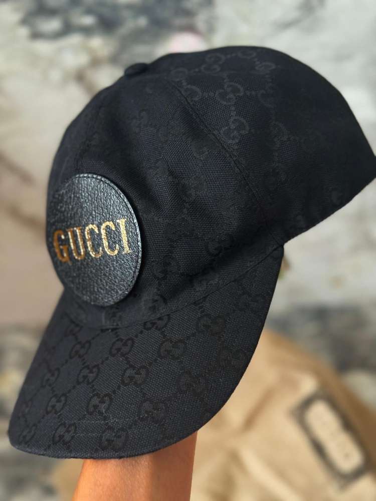 Gucci šiltovka