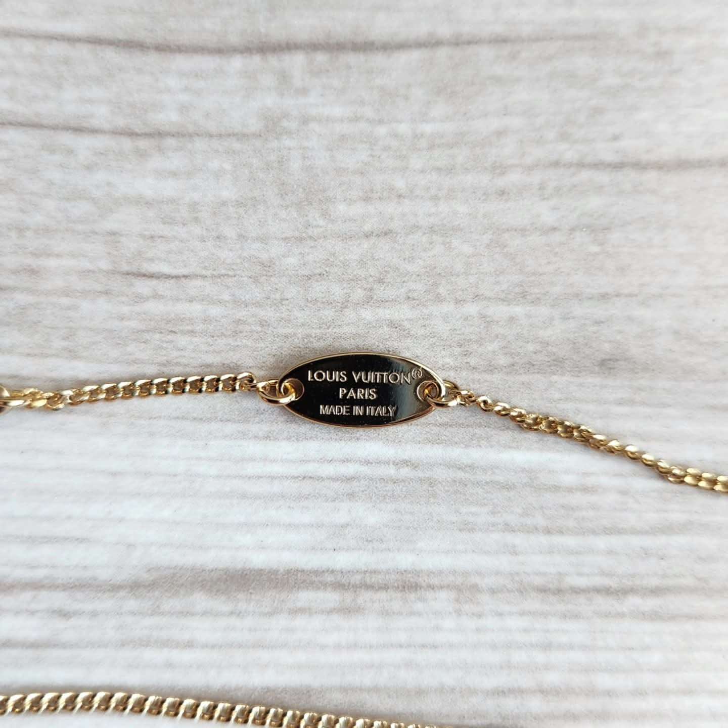 Louis Vuitton Nahrdelnik